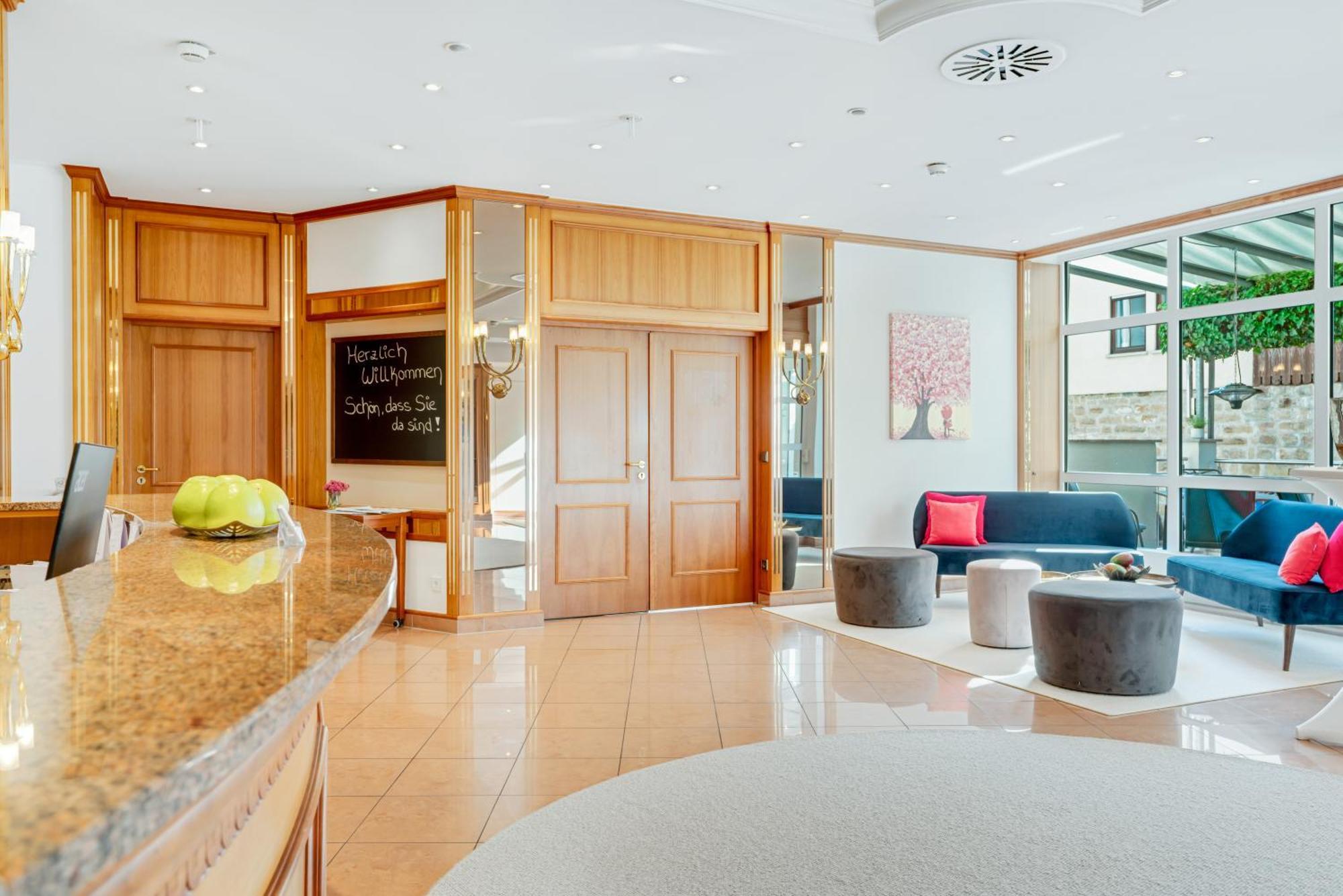 Hotel Wuerttemberger Hof Öhringen Екстериор снимка
