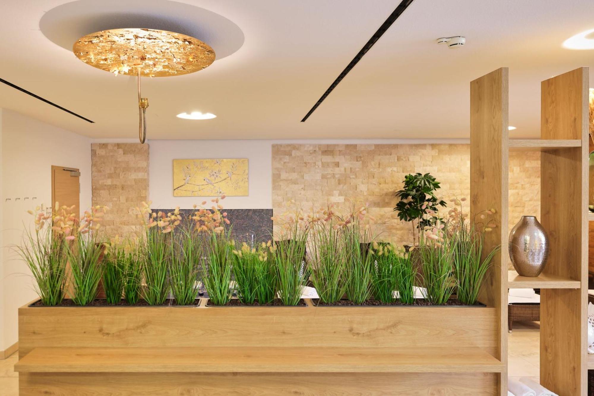 Hotel Wuerttemberger Hof Öhringen Екстериор снимка