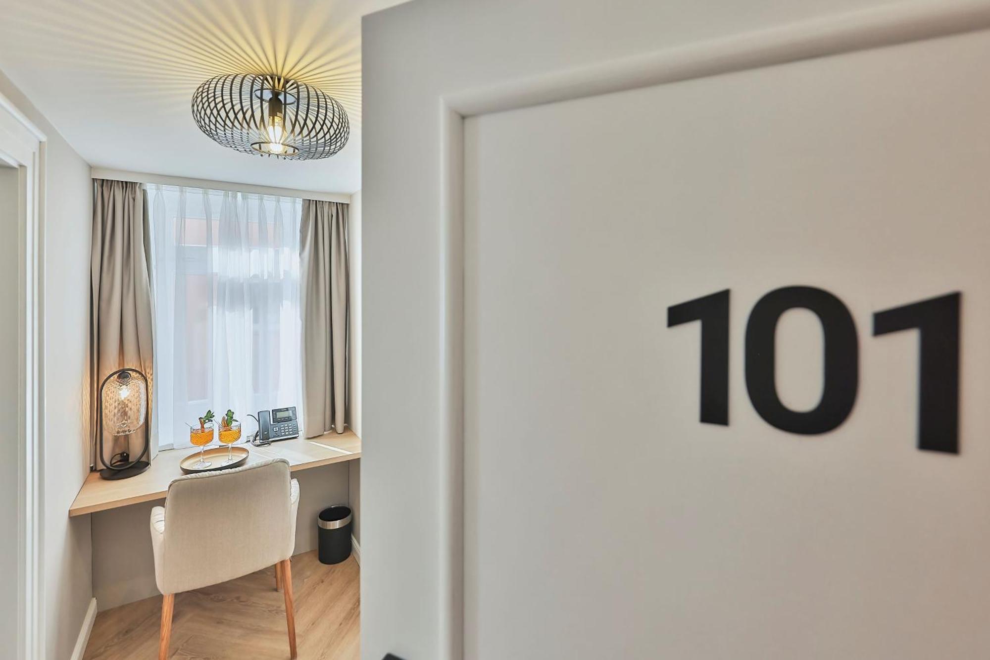 Hotel Wuerttemberger Hof Öhringen Екстериор снимка
