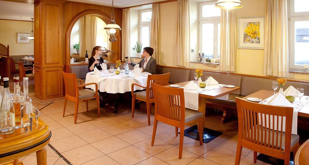 Hotel Wurttemberger Hof Öhringen Екстериор снимка