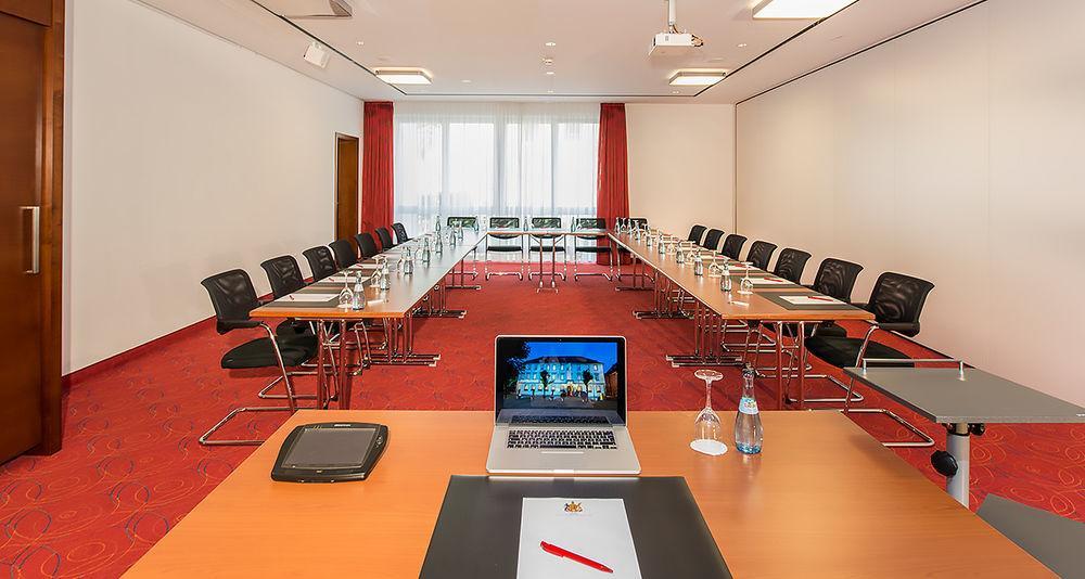 Hotel Wuerttemberger Hof Öhringen Екстериор снимка