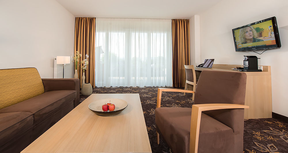 Hotel Wuerttemberger Hof Öhringen Екстериор снимка